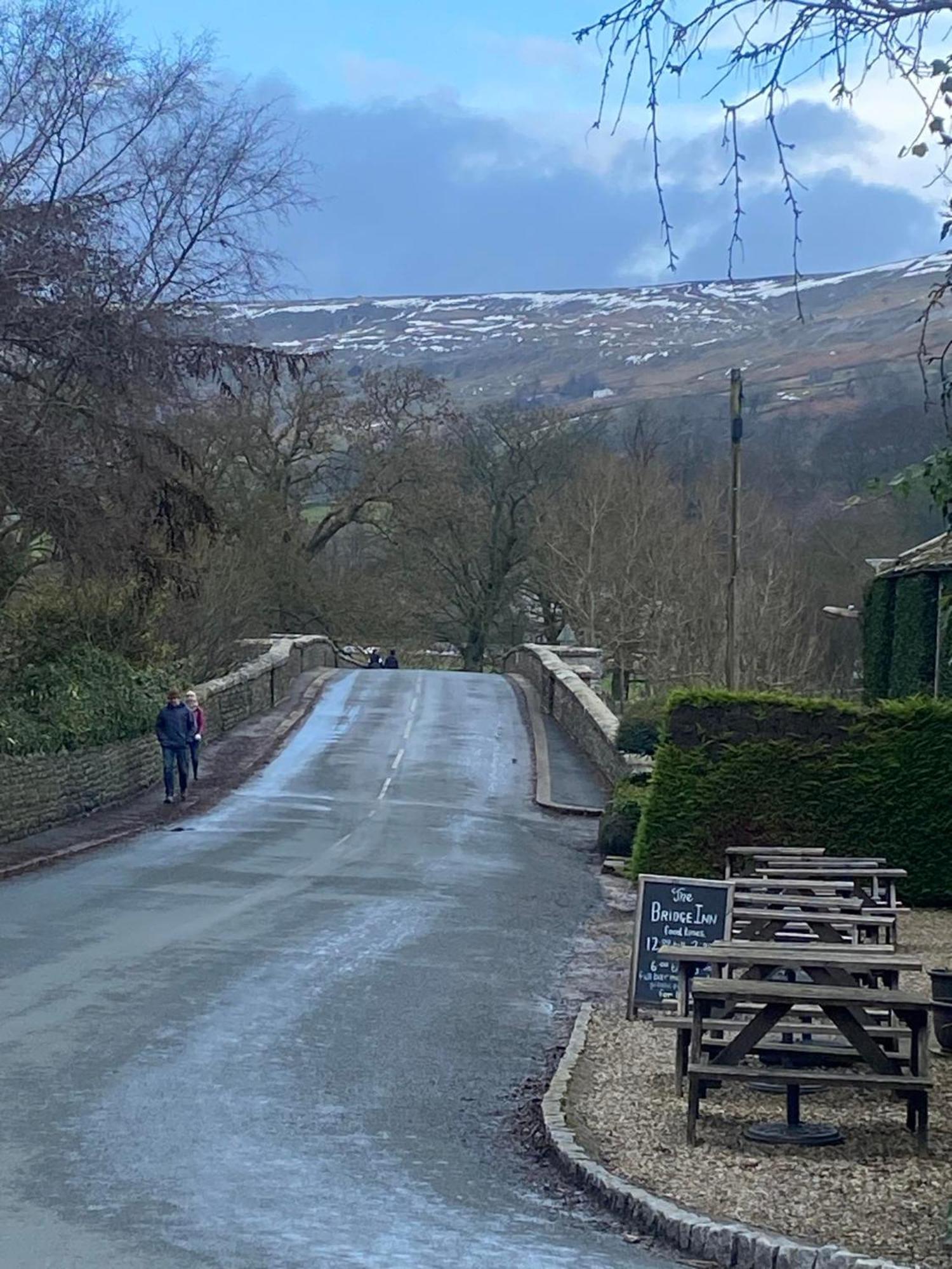 The Bridge Inn Reeth Zewnętrze zdjęcie